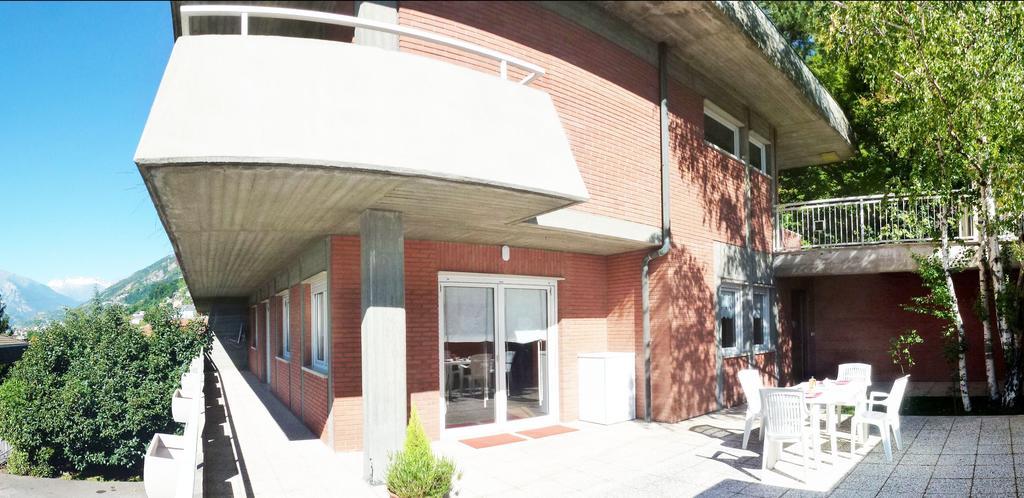 La Betulla Appartamento Confortevole Wifi E Parking Free Αόστα Εξωτερικό φωτογραφία